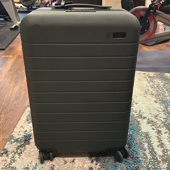 The Original Bigger Carry-On in Green - Picture 2 of 7